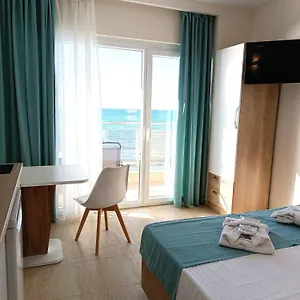 Lägenhetshotell Navarino Luxe, Peraía