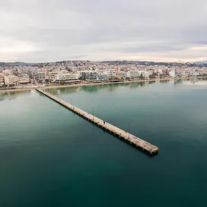 Hotell Aigli, Peraía